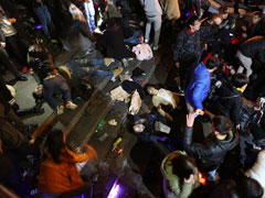 上海外滩发生踩踏事件 习李要求彻查肇因