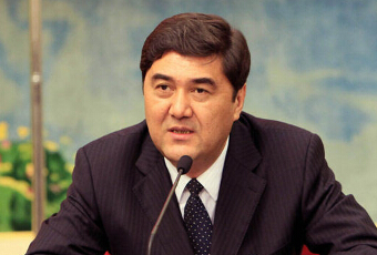 努尔·白克力由疆入京 接替吴新雄掌能源局