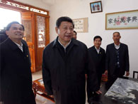 习近平大理访村民：这样的庭院比西式洋房好