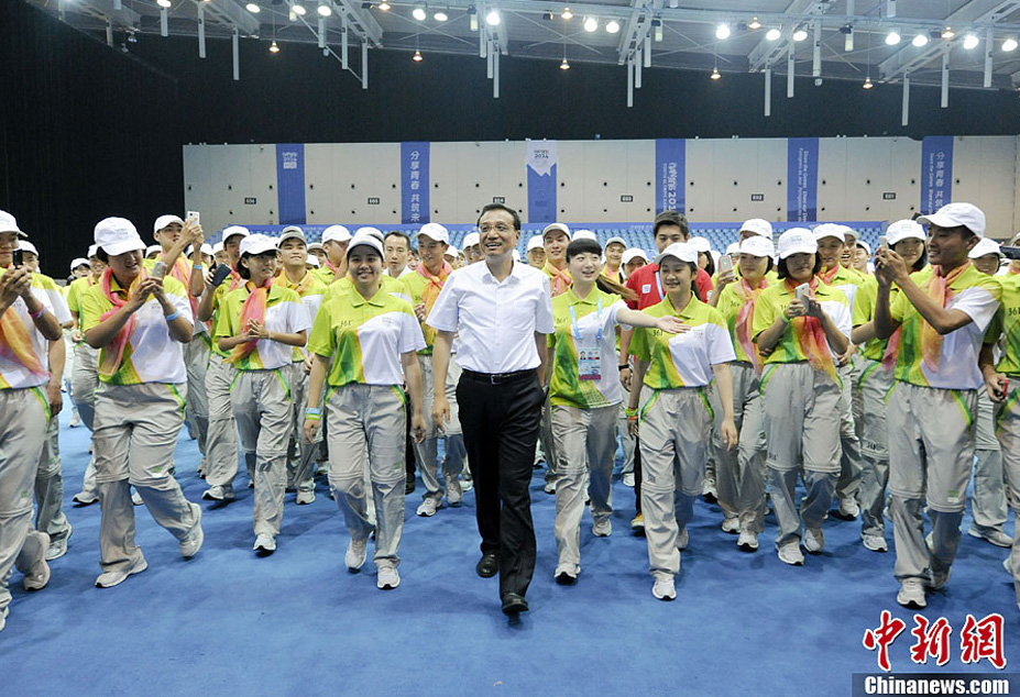 2014年李克强总理的32个表情