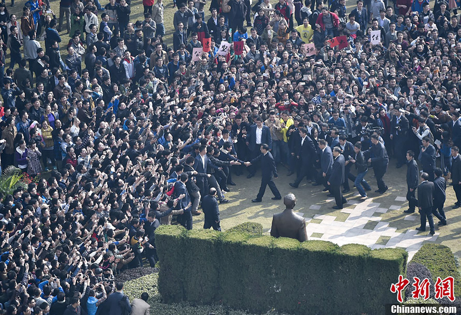 2014年李克强总理的32个表情