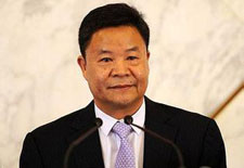 港媒：吕新华料任政协发言人 曾因“你懂的”走红