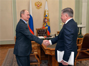 普京“失踪7日”后露面 或为测验俄精英忠诚度