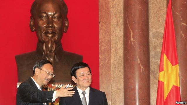 越共总书记应邀访华 美媒：越南脚踩中日两条船