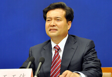 观察：王正伟跨越三大系统 角色日益吃重