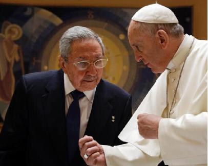 古巴共产党“一把手”感谢教皇 声称或重返教会