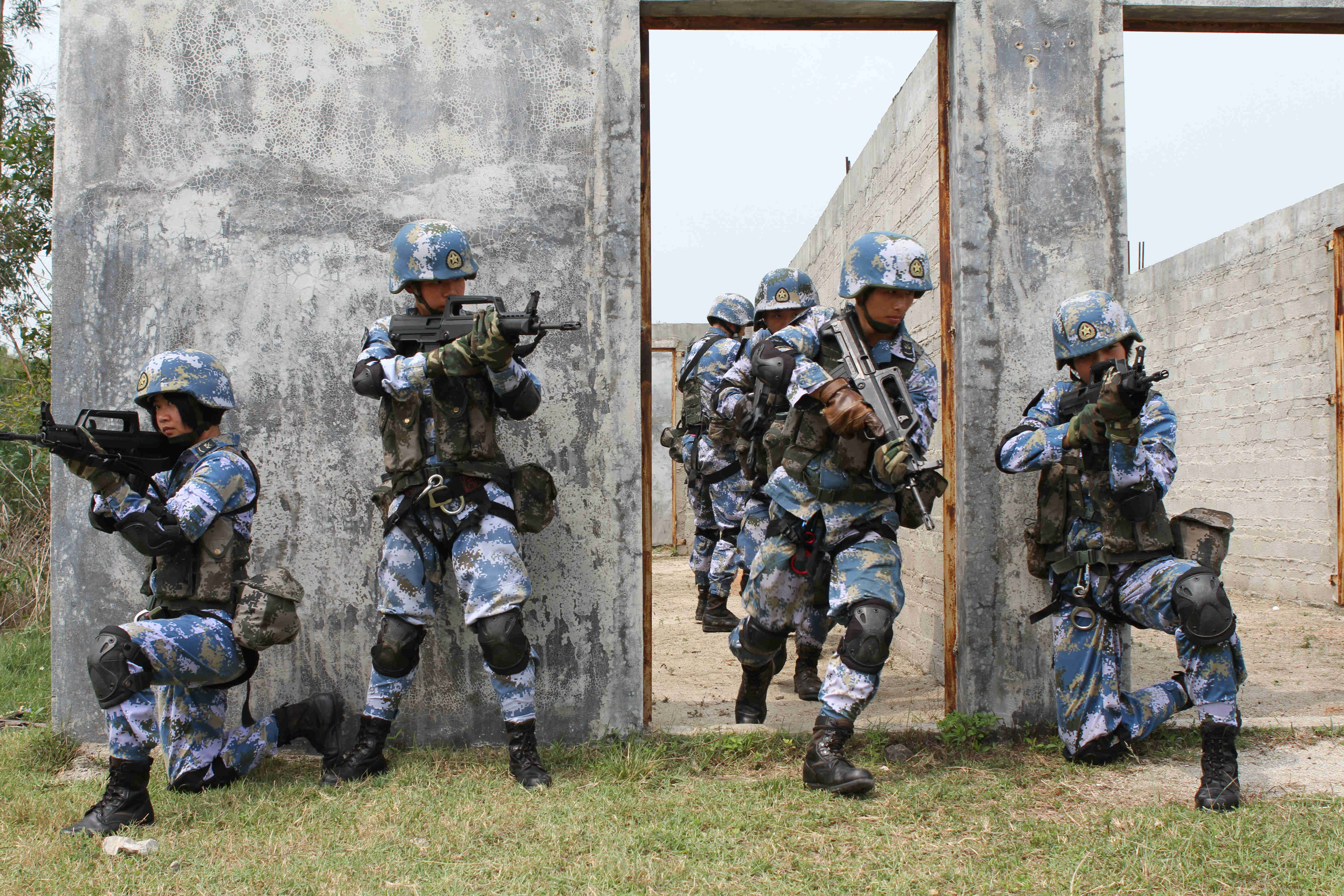 中国海军陆战队已由陆向海扩至全域作战