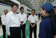 习近平：搞好国企 把实体经济抓上去