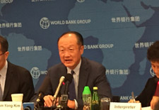 世界银行行长“点赞”亚投行：金立群领导有力