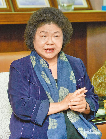 蔡英文宣布高雄市长陈菊出任其竞选总部主委