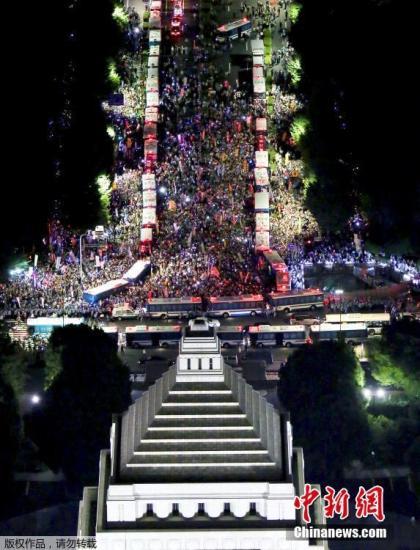 媒体:安倍强改安保法 以修宪为最终目的