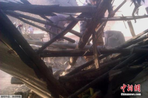 北京时间10月26日17时零9分，阿富汗发生7.8级地震，震源深度213公里。巴基斯坦及印度均有强烈震感。阿富汗潘杰希尔省民居受到严重损坏。