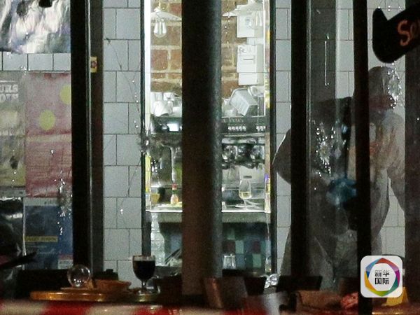 　　弹孔。（图片来源：新华/法新）