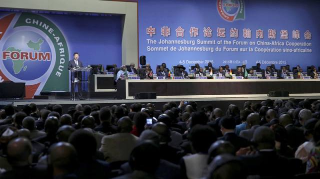 12月4日，国家主席习近平出席中非合作论坛约翰内斯堡峰会开幕式并发表致辞。（新华社记者兰红光摄）