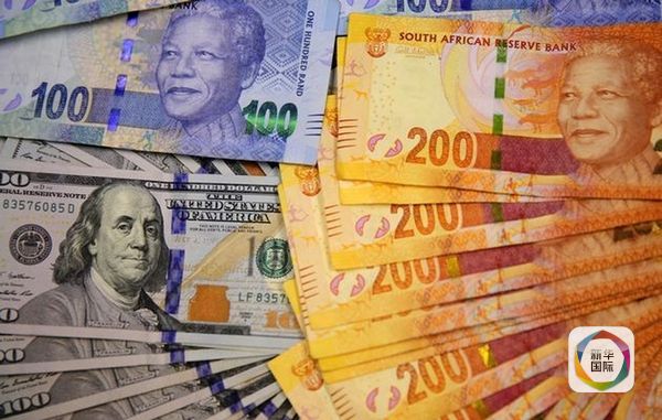 　　美元（左下）和南非货币兰特。