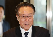 “金正恩最信任的人”金养建车祸身亡