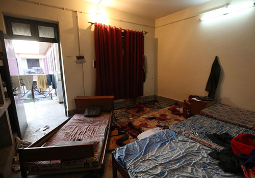 恐怖分子血洗校园