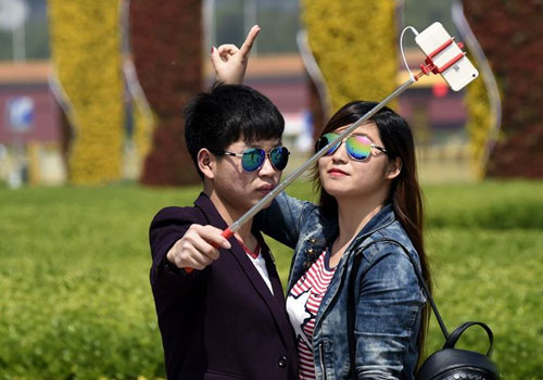 鲜花装点天安门广场