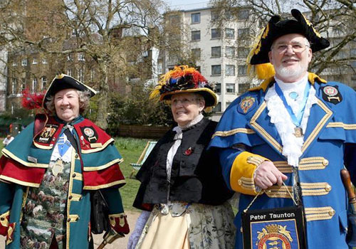 英国民众庆祝女王90岁生日