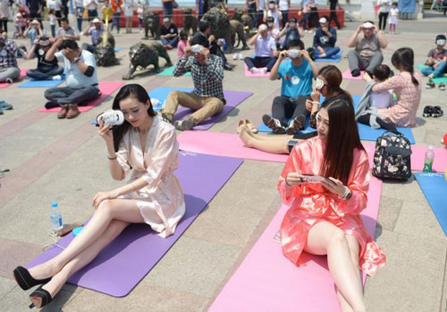 “五一”各地都在玩什么？