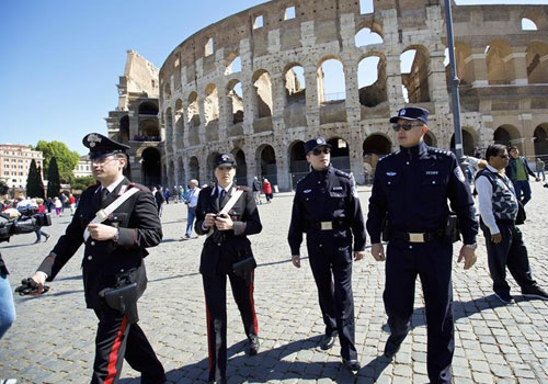 中意首次联合警务巡逻在罗马启动