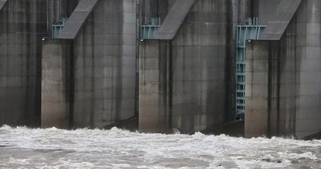 朝泄洪被疑“水攻”首尔 韩表强烈遗憾