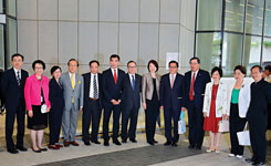 各界：中央誠意打開溝通大門