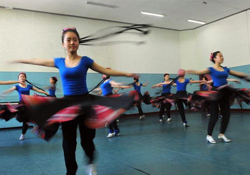 舞动青春 放飞梦想