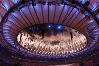 施君玉：摘下有色眼镜 其实一切还好