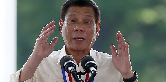 菲总统称对访华有“好预感” 中方：愿在南海务实合作