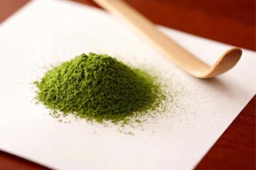 从点茶到抹茶 一片碧云凝白花