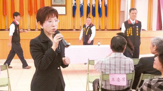 洪秀柱怒斥民进党“执政”像土匪，半年来搞得各行各业四处抗争，却只想消灭国民党。 记者卜敏正／摄影 图片来源：台湾《联合报》