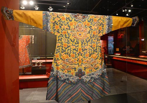 清帝婚庆文物在港展出