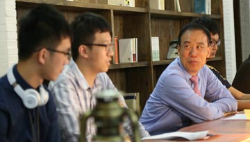 校长私藏中英图书供学生任取