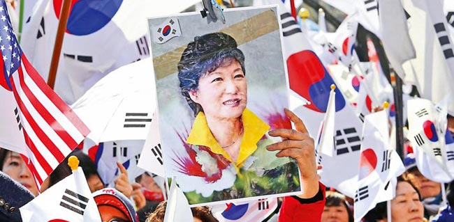 从公主到阶下囚 韩总统朴槿惠被弹劾下台