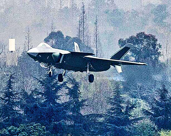 歼20将换国产“心” 推重比大增或可超音速巡航