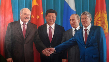 中国外交大型油画亮相深圳文博会 彰显