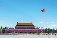 港须开拓视野 走出“井底”