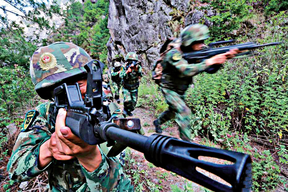 专家：印拒撤军中国可强拔