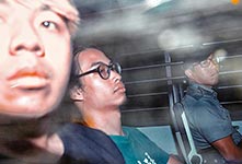黄浩铭13人加刑囚8至13月