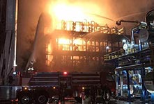 中石油大连石化公司发生火灾