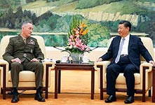 习近平会见美军参联会主席邓福德