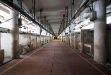 揭开昔日中环街市神秘面纱