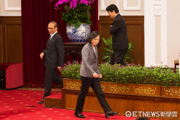 ▲▼蔡英文说明林全请辞,蔡英文,林全,赖清德。（图／记者季相儒摄）