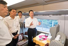 张高丽在河北雄安新区调研