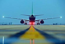 C919在上海进最后一次试飞