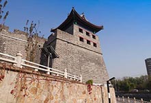 左安门角楼变身"京味"图书馆