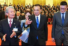 李克强会见日本经济界代表访华团