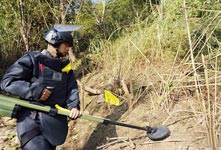 中越边境新一轮扫雷行动启动