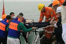 珠江口货船碰撞事故已有7人获救